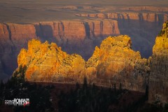Monumenti di luce nel Grand Canyon North Rim