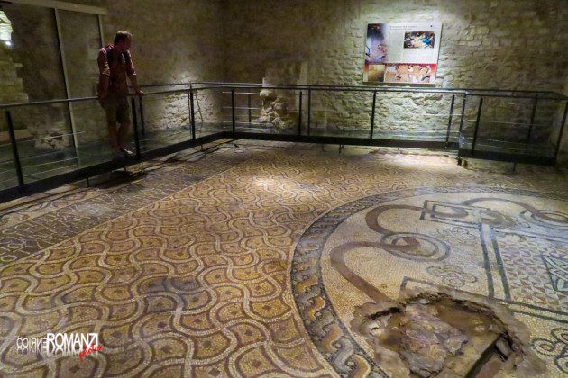Mosaici sotto la Cattedrale di Bari
