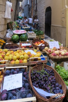 Mercato di strada a Bari